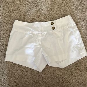 Micheal Kors white button shorts